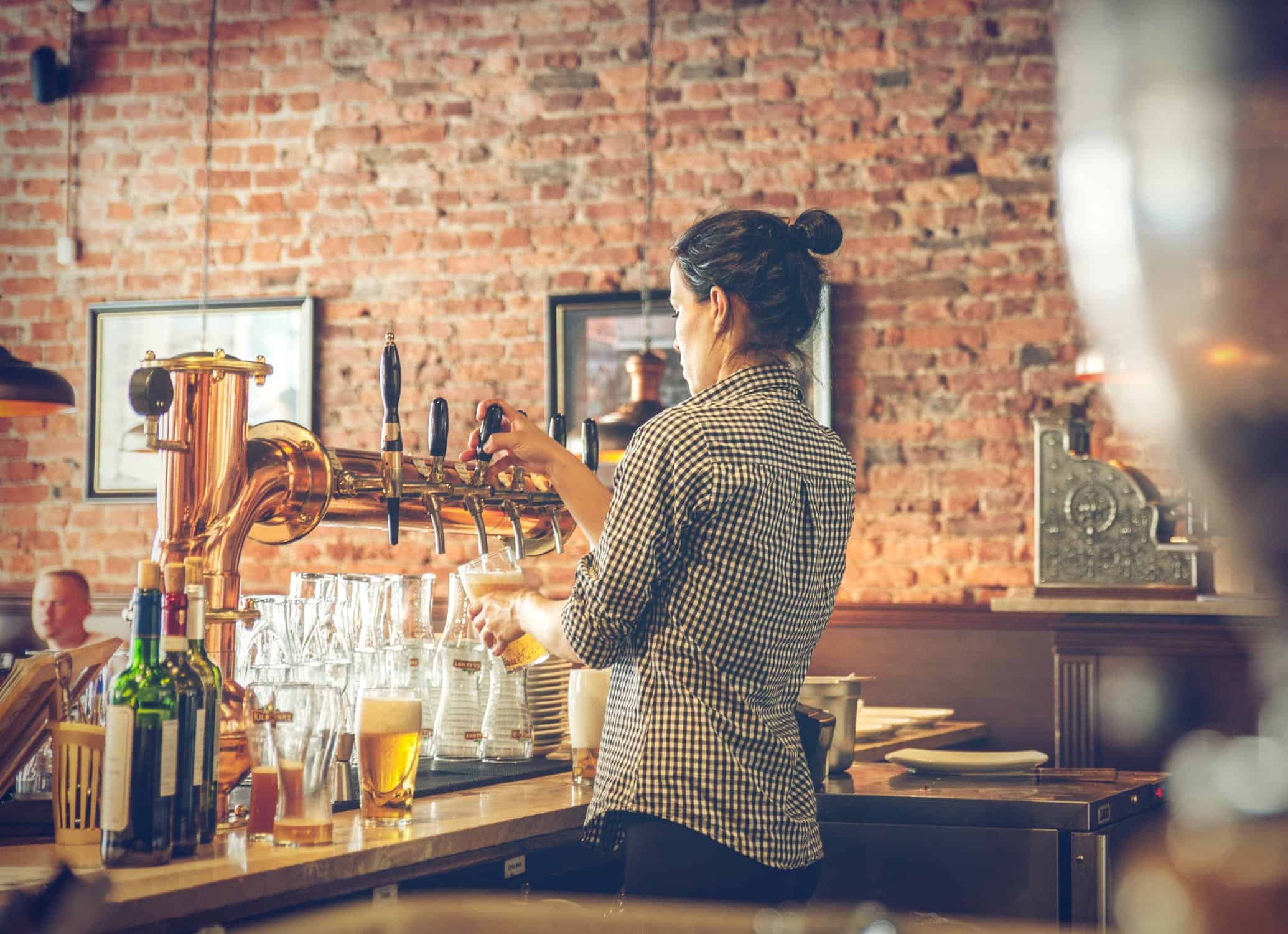 bartender; types of beer